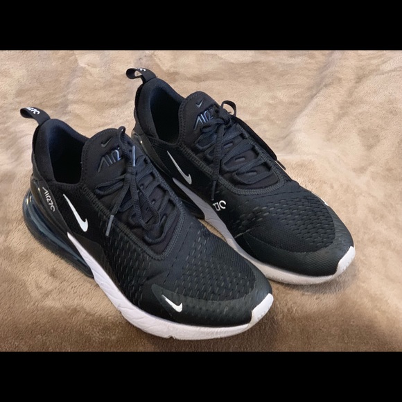 Nike Other - Nike Airmax 270